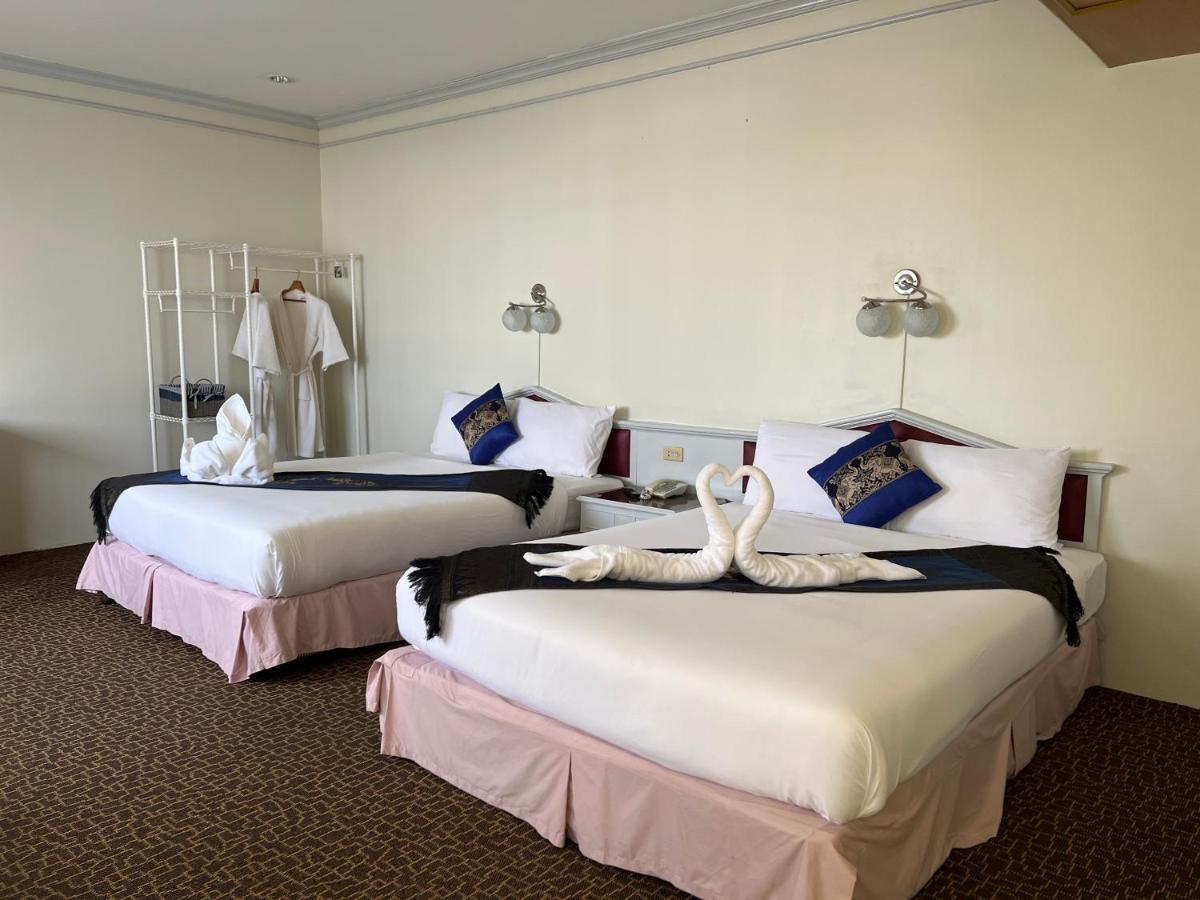 Merlin Grand Hotel Хатъяй Экстерьер фото